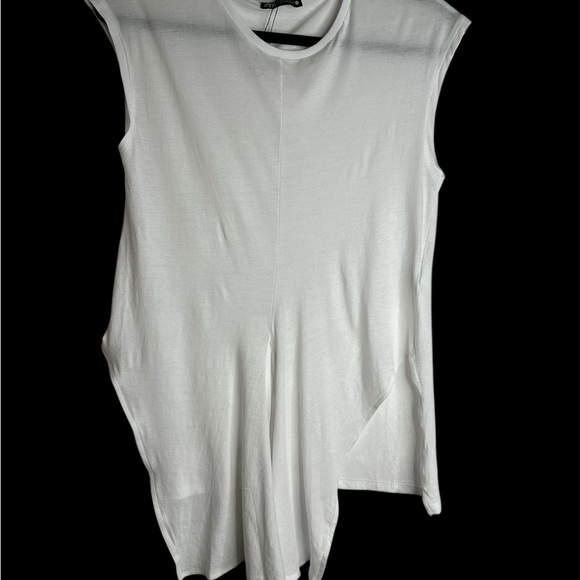 Zara White Asymmetrical Sleeveless Muscle Tee - Picture 1 of 6
